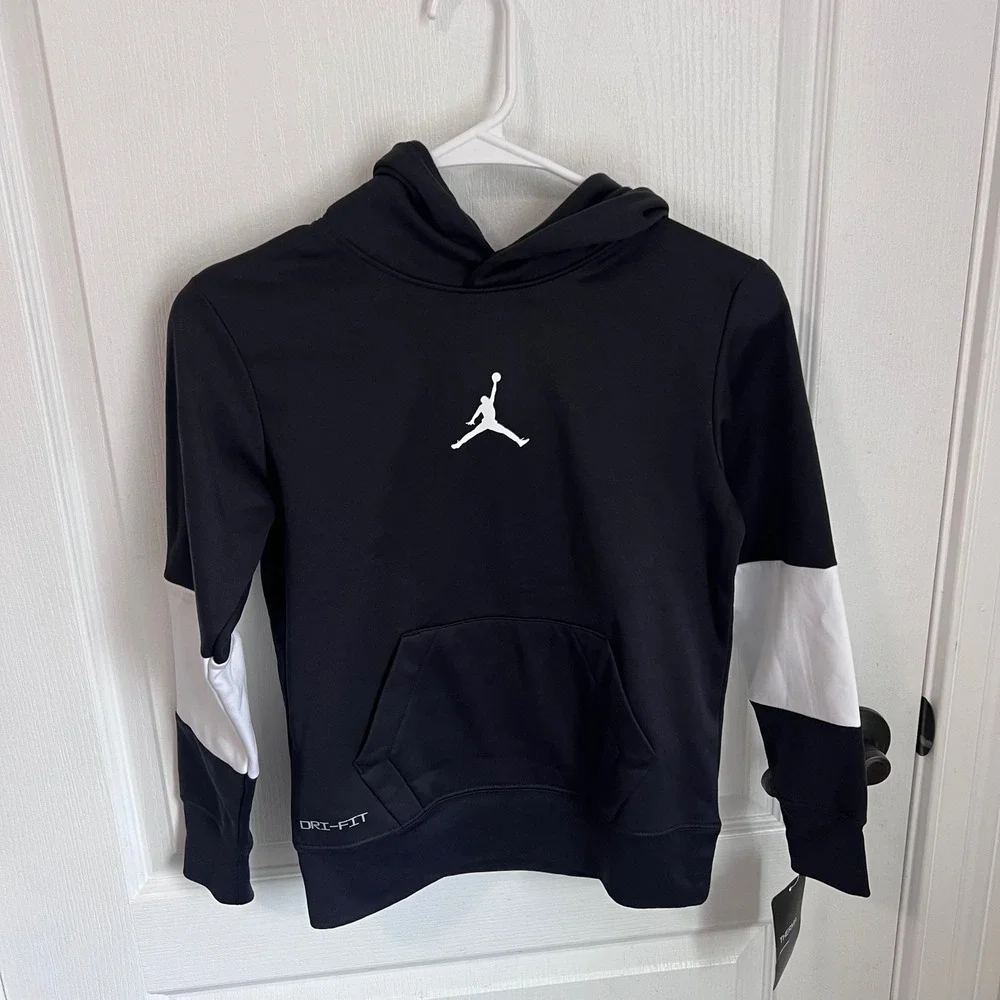 Jordan‎ Boys Dri-FIT Therma Hoodie Black White Jumpman Pullover 957839-023 Small